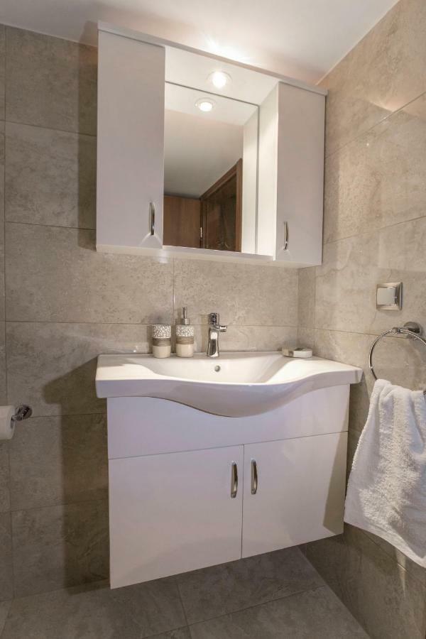 Spacious & Convenient Place Near Acropolis Museum By Ghh 아테네 외부 사진